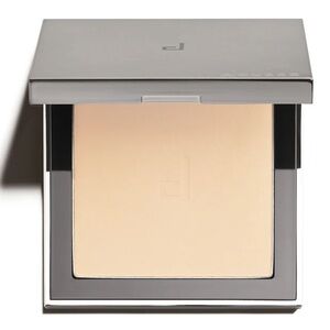 ✨Doucce YL3 Cache Creme Powder Foundation- vegan, light w golden undertones
